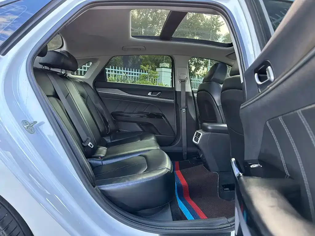 Kia K5 2021 из CN, фото 8