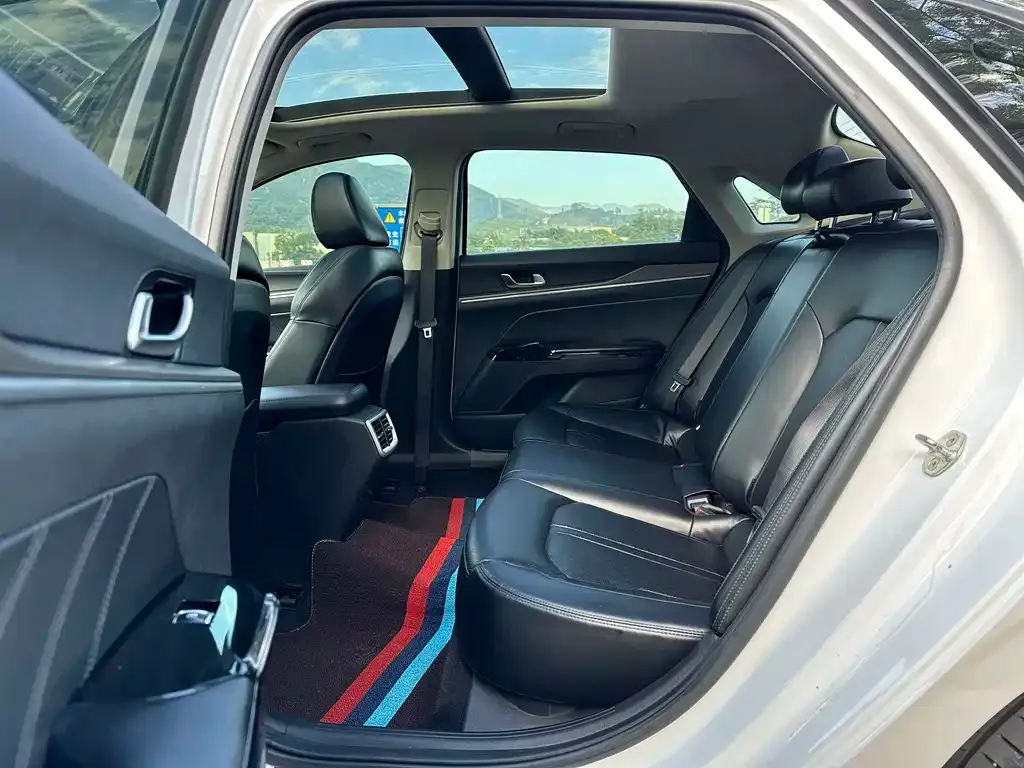 Kia K5 2021 из CN, фото 9