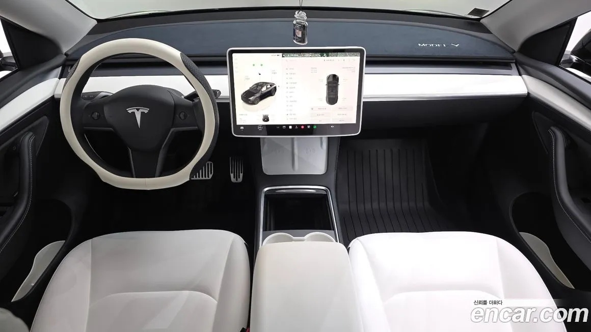 Tesla Model Y — фото 7