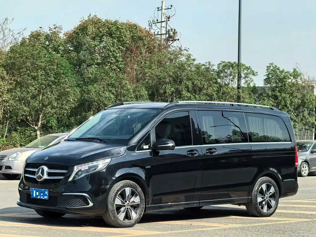 Mercedes-Benz V-Class 2022 из CN, фото 1