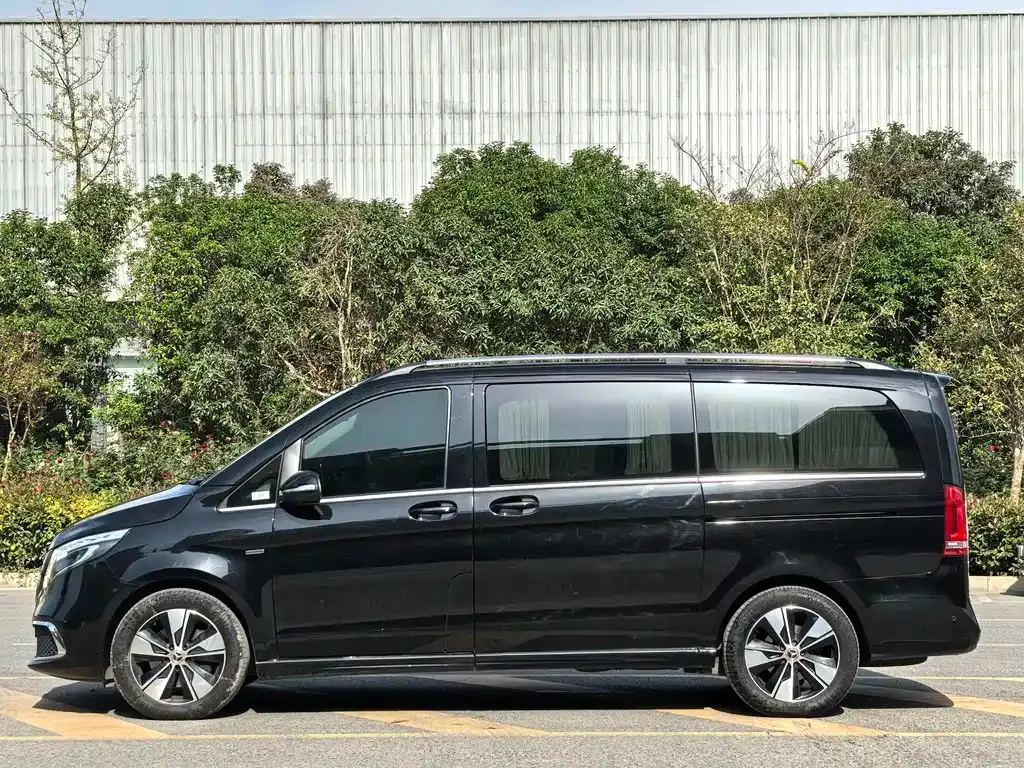 Mercedes-Benz V-Class 2022 из CN, фото 7