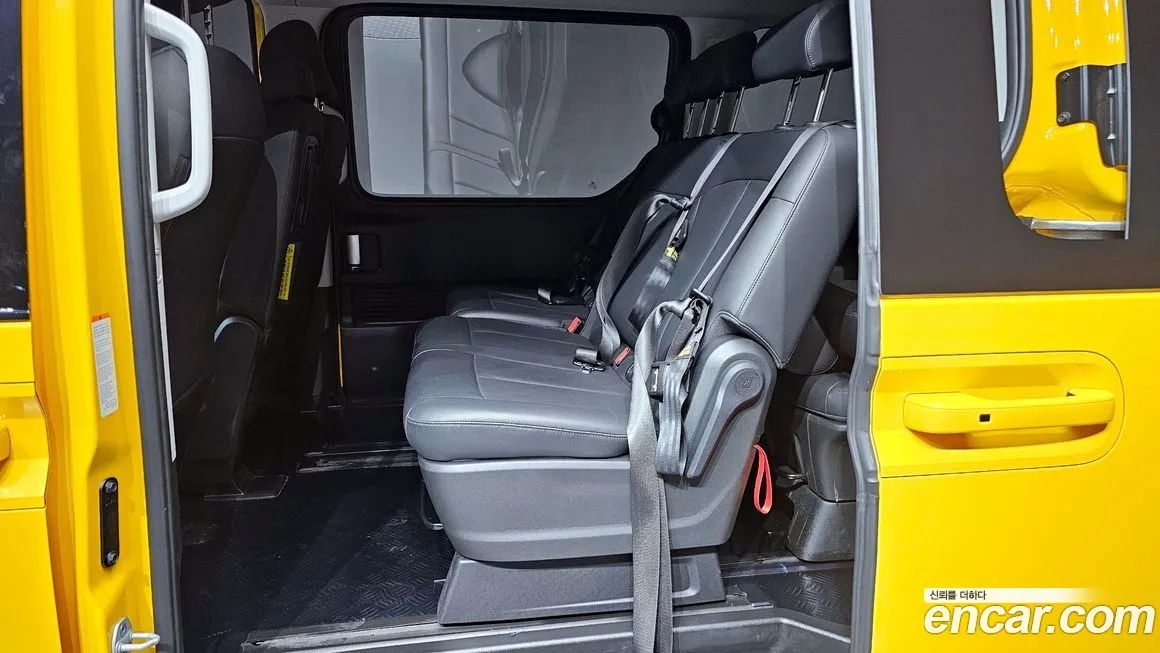 Hyundai Staria 2025 из KR, фото 10