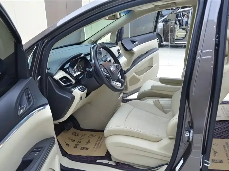 Buick GL8 2024 из CN, фото 4