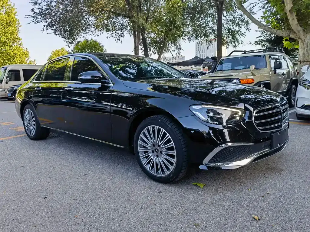 Mercedes-Benz E-Class 2023 из CN, фото 2