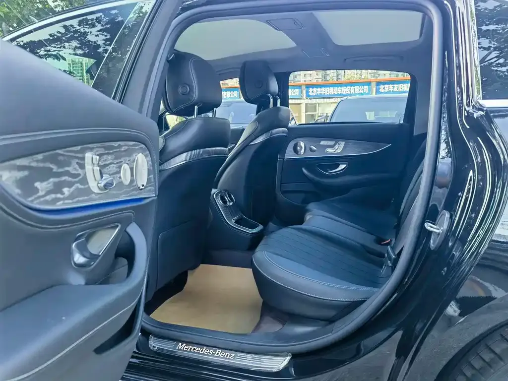Mercedes-Benz E-Class 2023 из CN, фото 9
