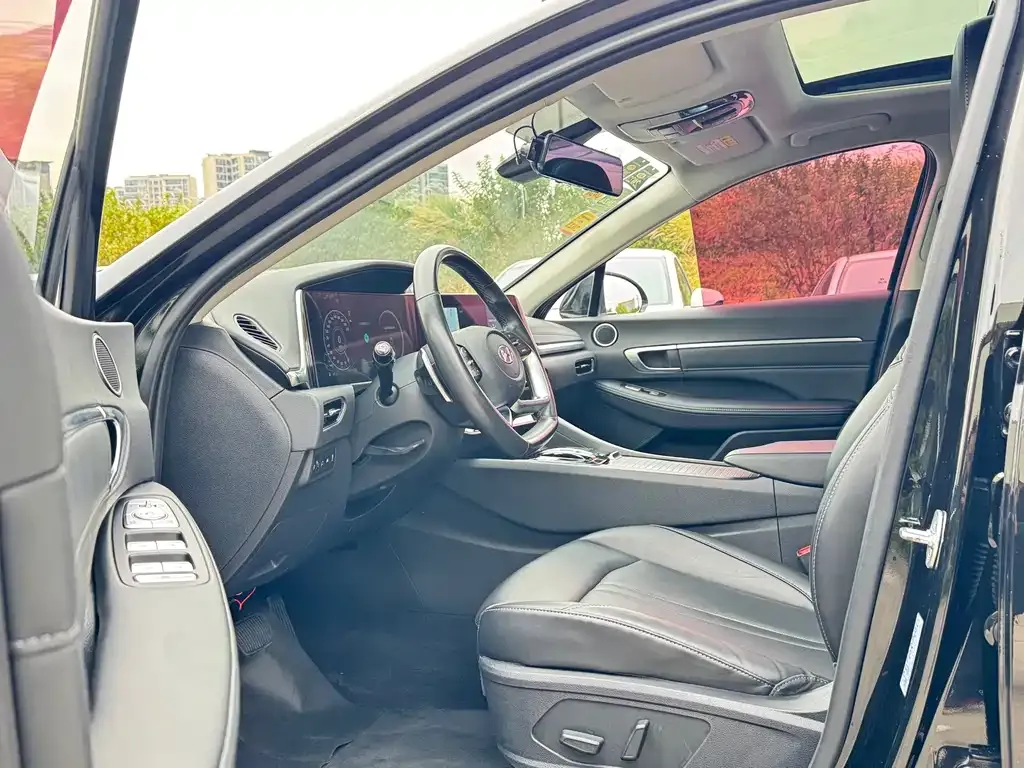 Hyundai Sonata 2021 из CN, фото 7