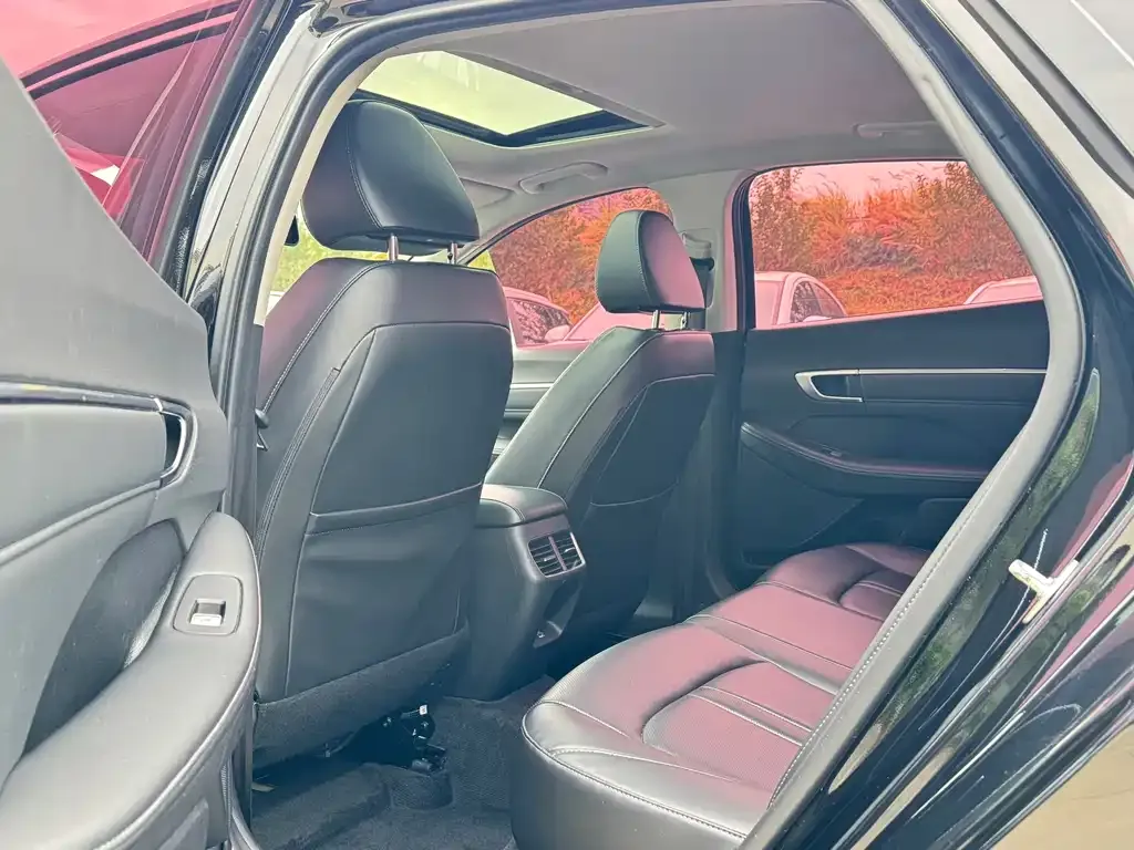 Hyundai Sonata 2021 из CN, фото 8