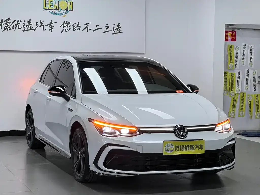 Volkswagen Golf 2022 из CN, фото 3