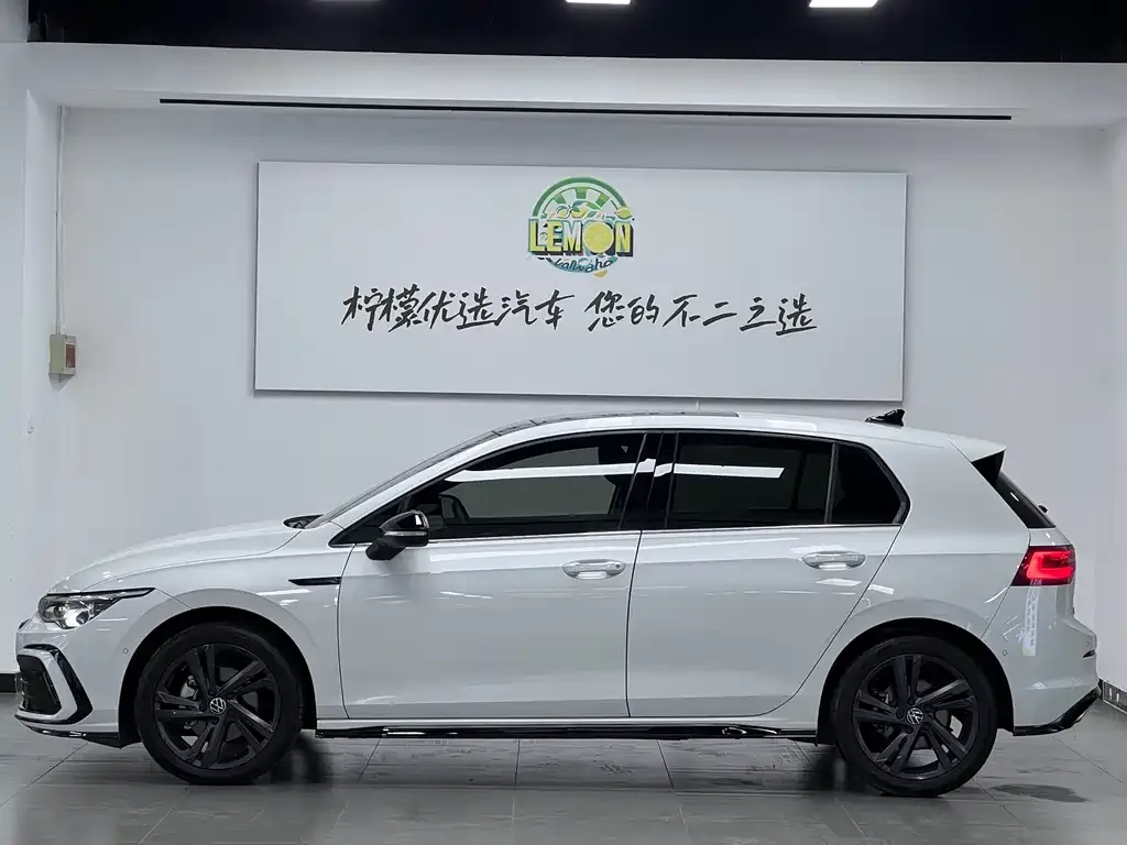 Volkswagen Golf 2022 из CN, фото 4