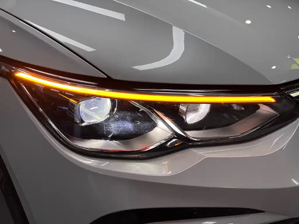 Volkswagen Golf 2022 из CN, фото 8