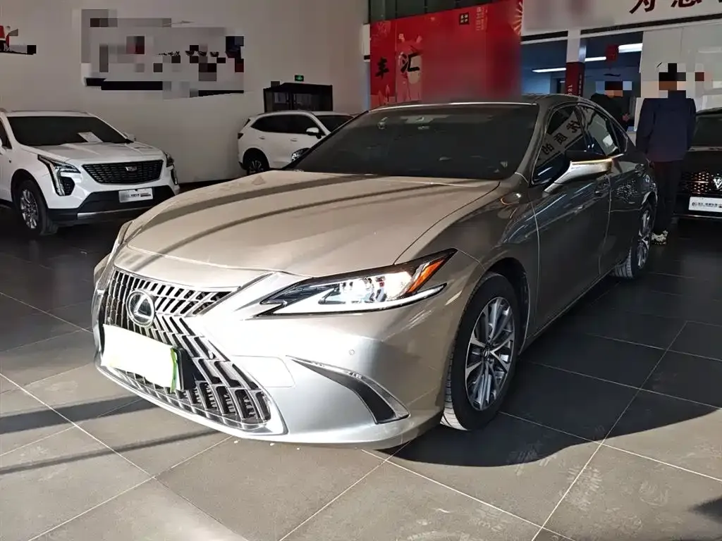 Lexus ES 2022 из CN, фото 2