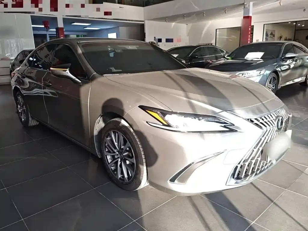 Lexus ES 2022 из CN, фото 4