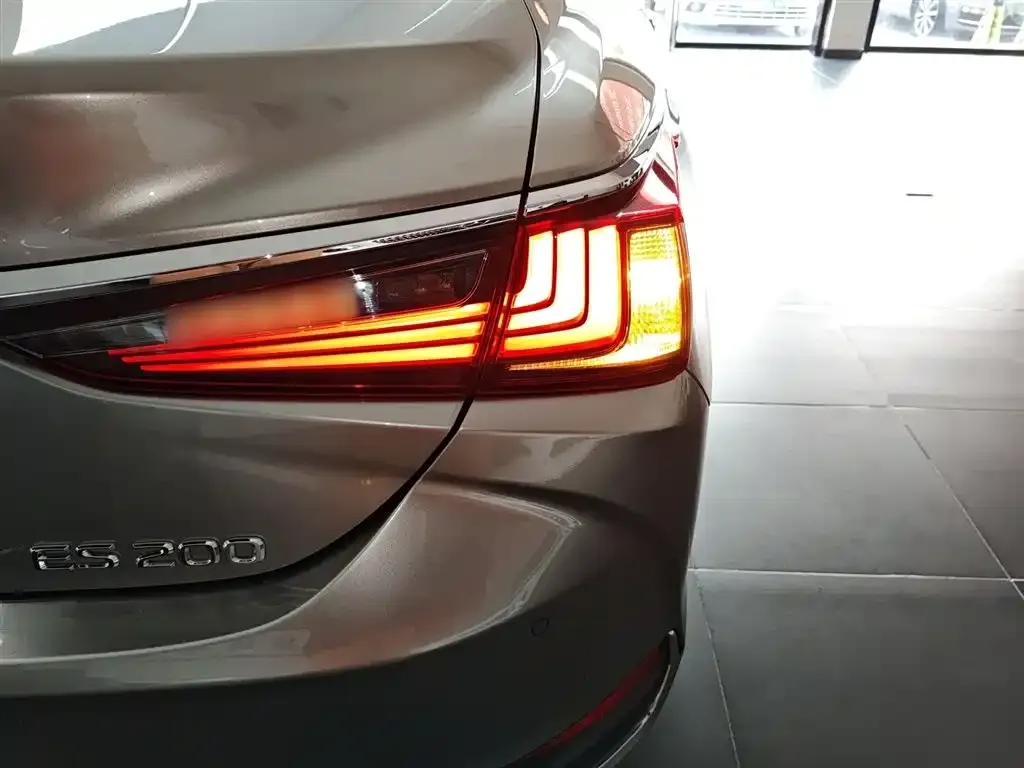 Lexus ES 2022 из CN, фото 8