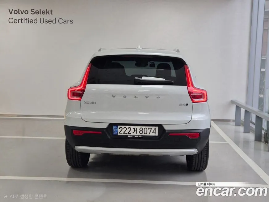 Volvo XC40 — фото 3