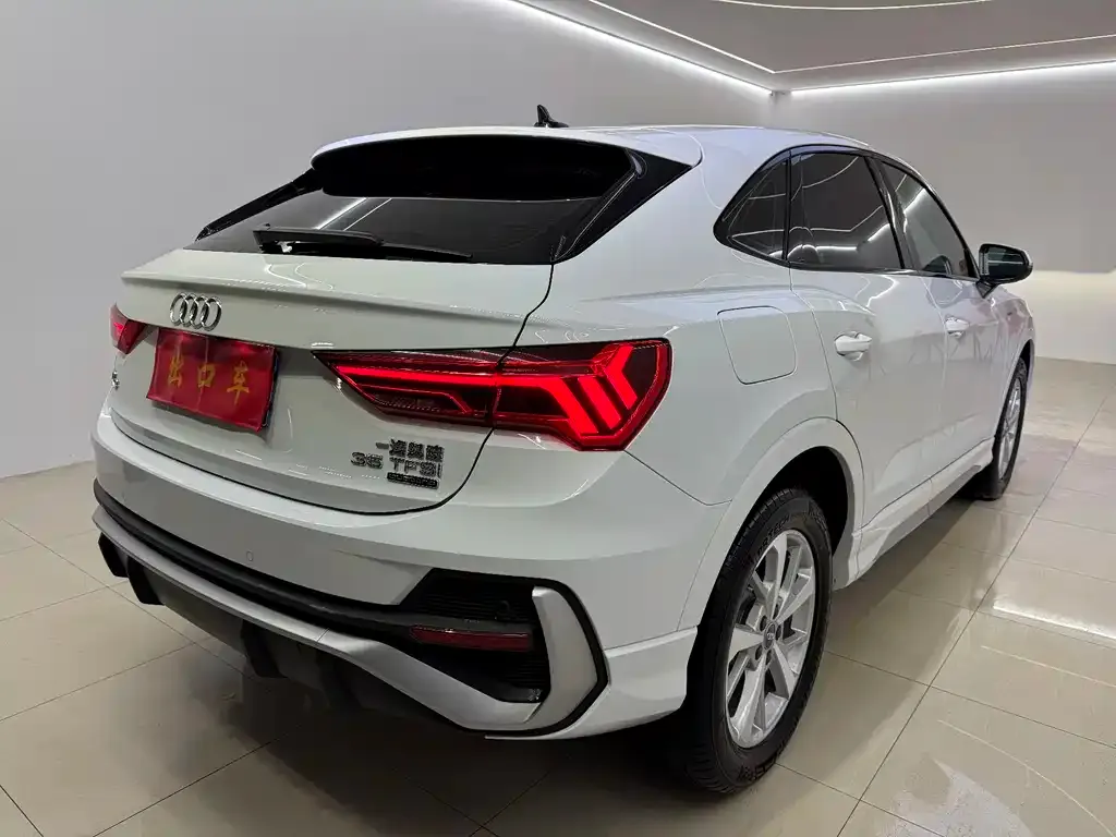 Audi Q3 Sportback 2021 из CN, фото 3