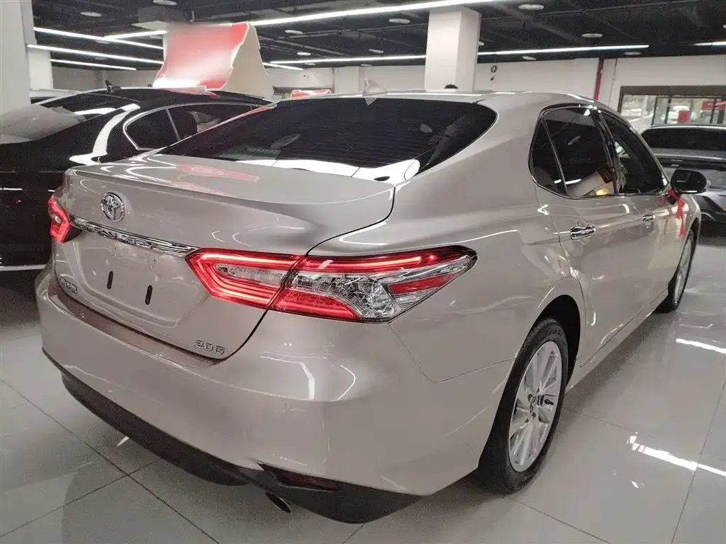 Toyota Camry 2022 из CN, фото 7