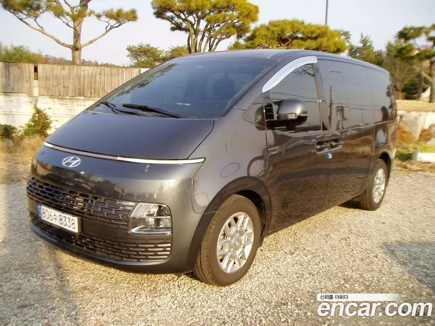 Hyundai Staria — фото 2
