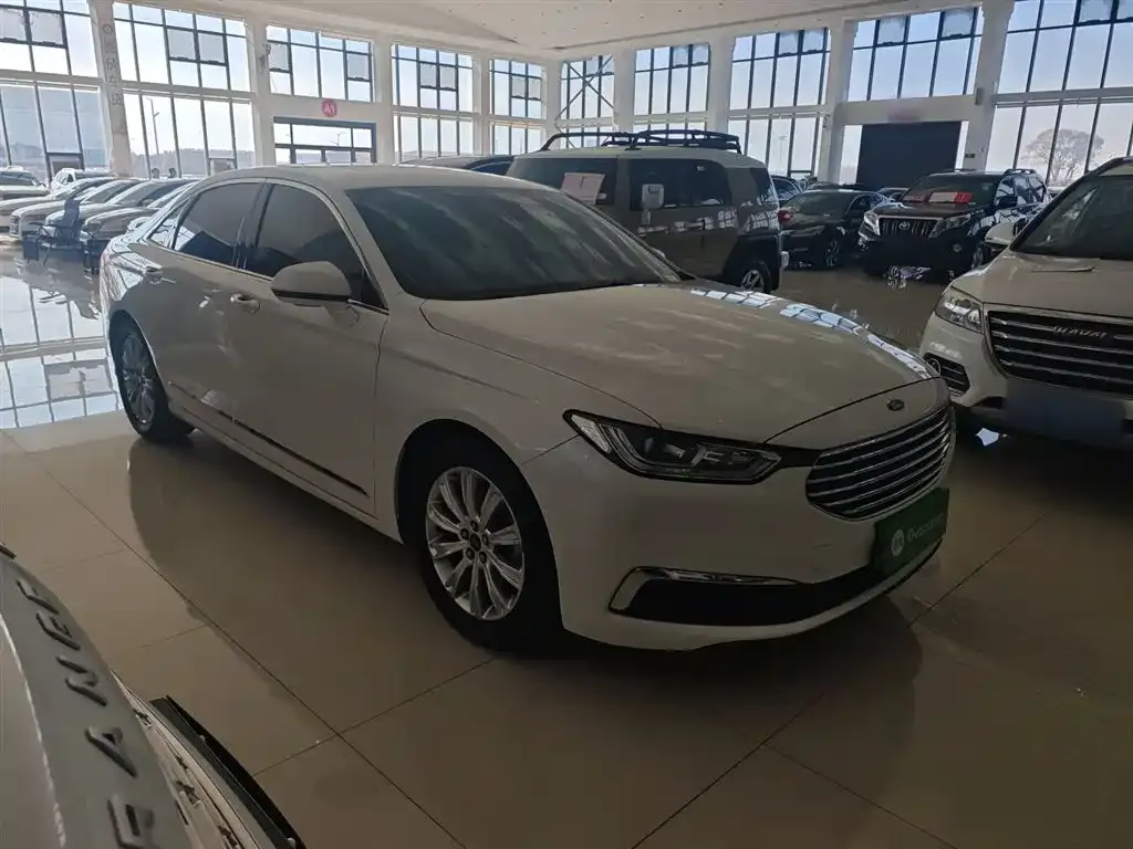 Ford Taurus 2022 из CN, фото 5