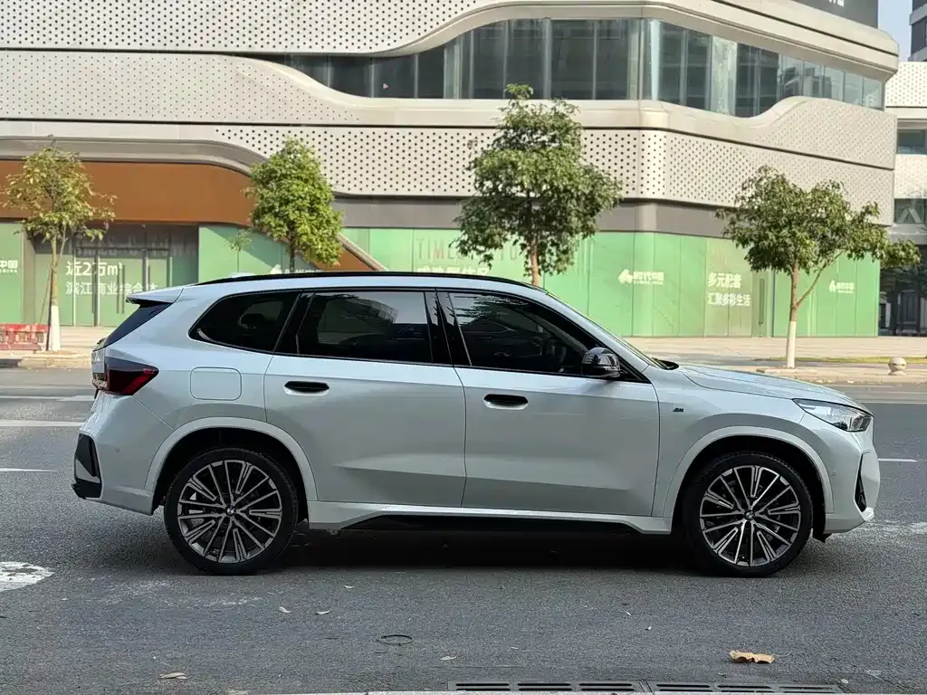BMW X1 2024 из CN, фото 6