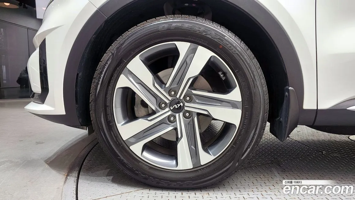 Kia Sorento — фото 5