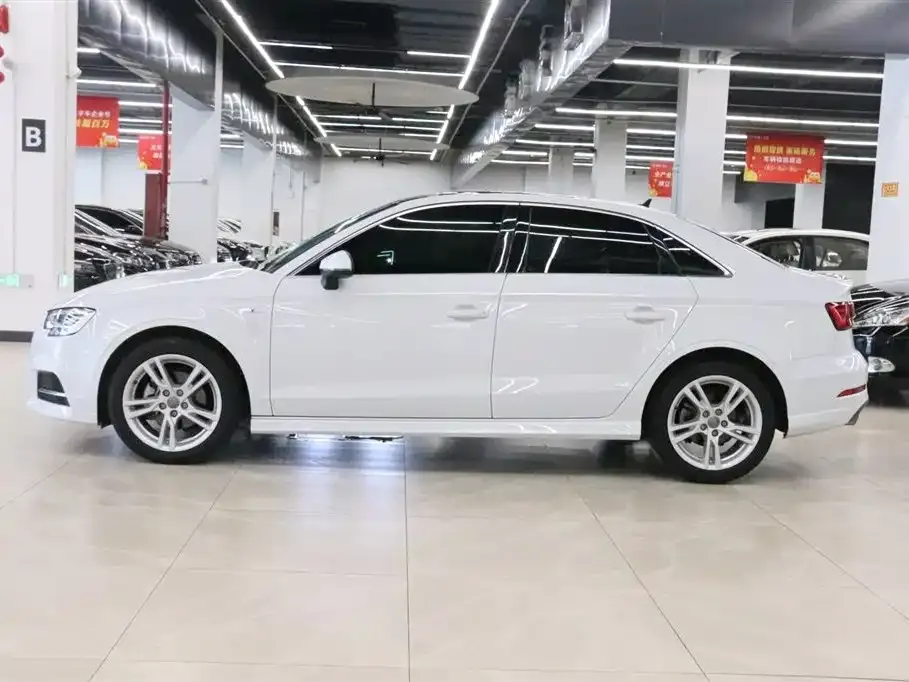 Audi A3 2021 из CN, фото 3
