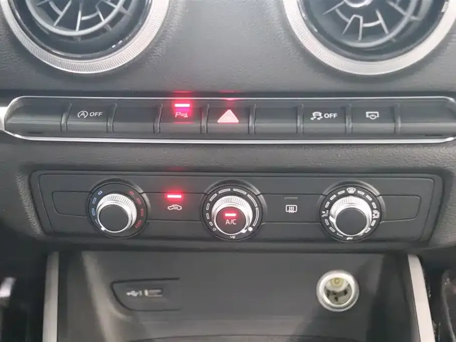Audi A3 2021 из CN, фото 9