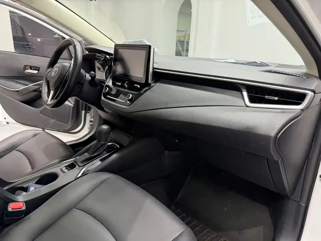 Toyota Corolla 2022 из CN, фото 10