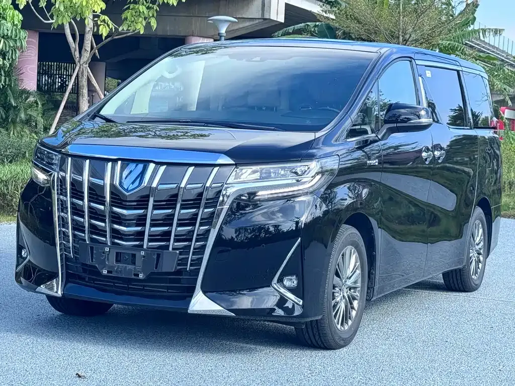Toyota Alphard 2022 из CN, фото 1