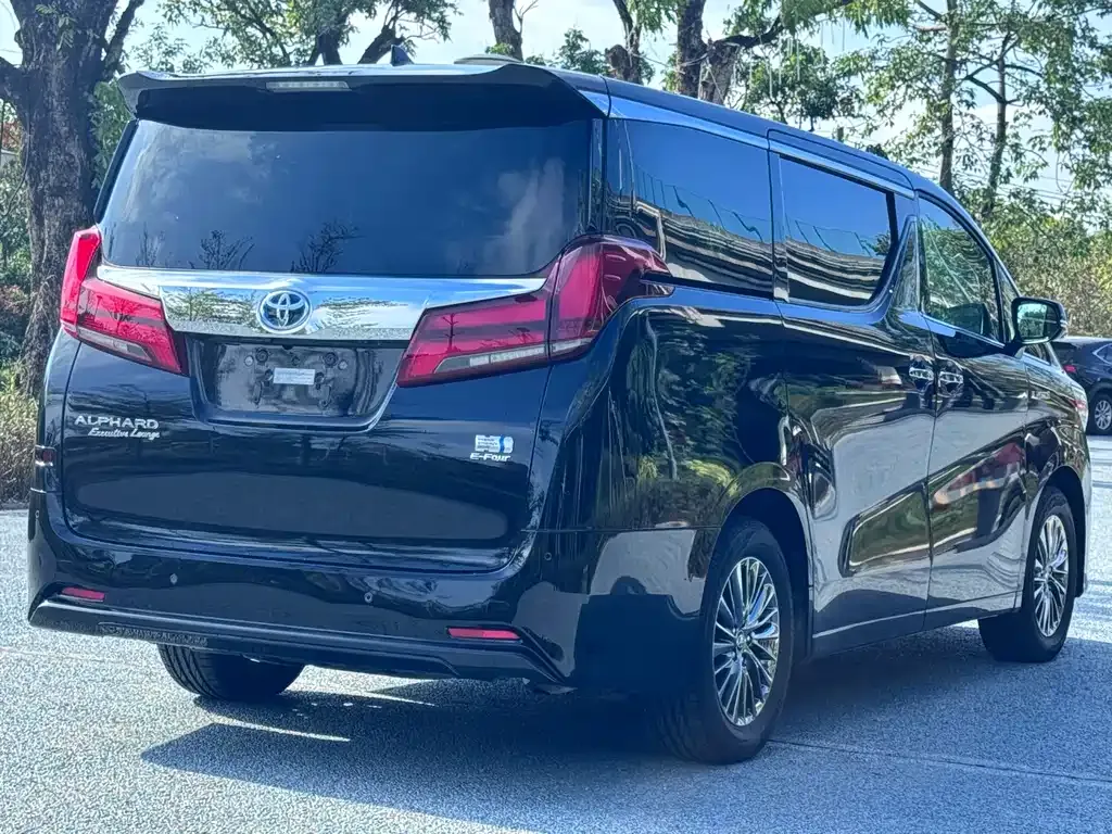 Toyota Alphard 2022 из CN, фото 4