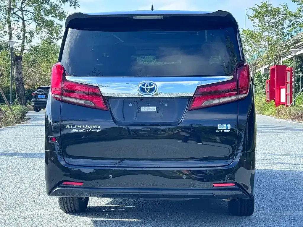 Toyota Alphard 2022 из CN, фото 5