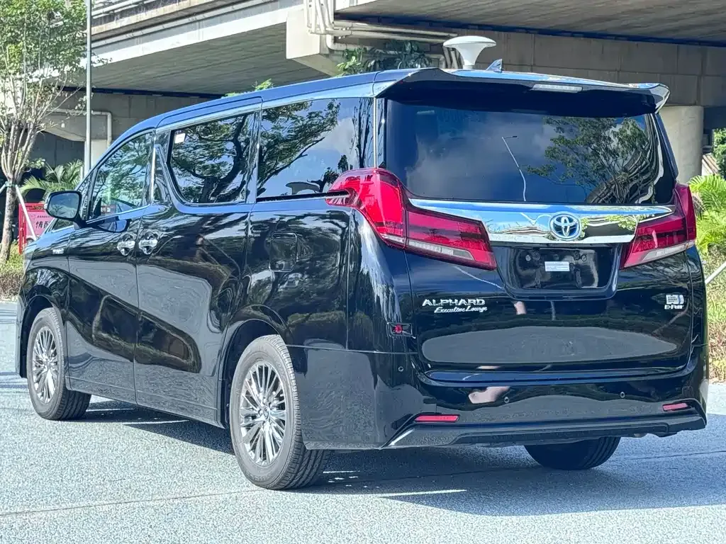 Toyota Alphard 2022 из CN, фото 6
