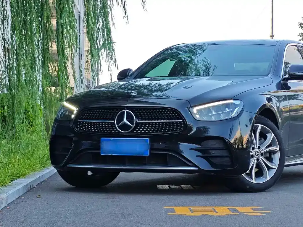 Mercedes-Benz E-Class 2021 из CN, фото 2