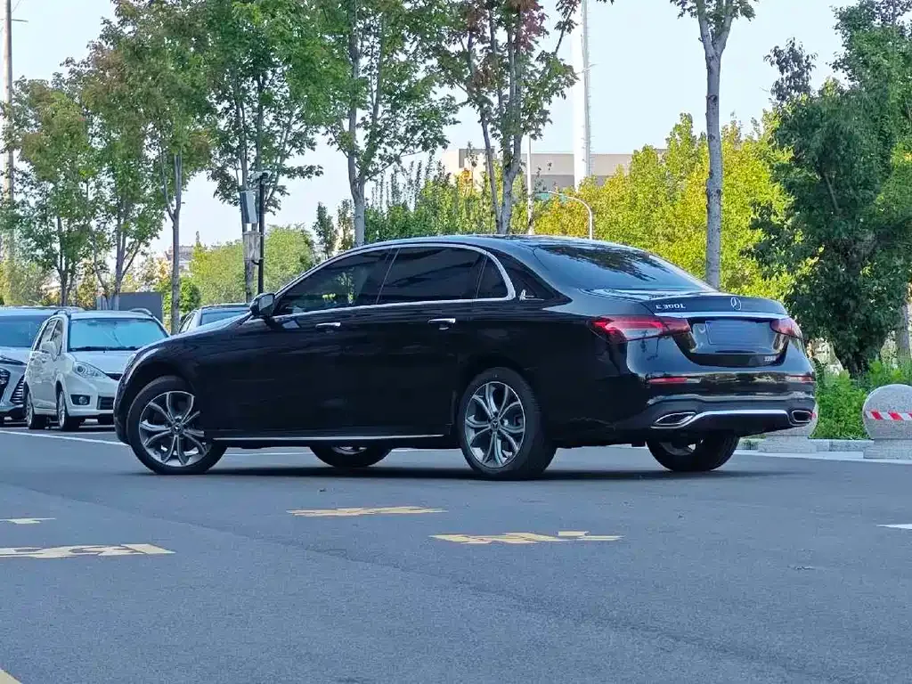 Mercedes-Benz E-Class 2021 из CN, фото 6