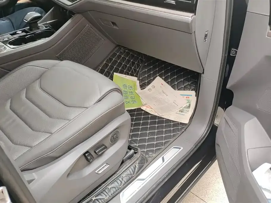 Volkswagen Touareg 2021 из CN, фото 8