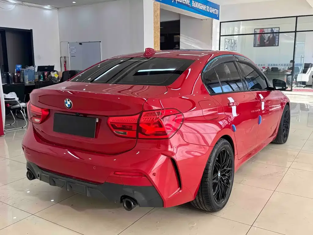 BMW 1 Series 2021 из CN, фото 6