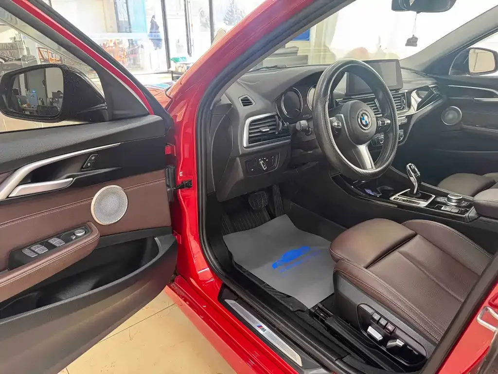 BMW 1 Series 2021 из CN, фото 7