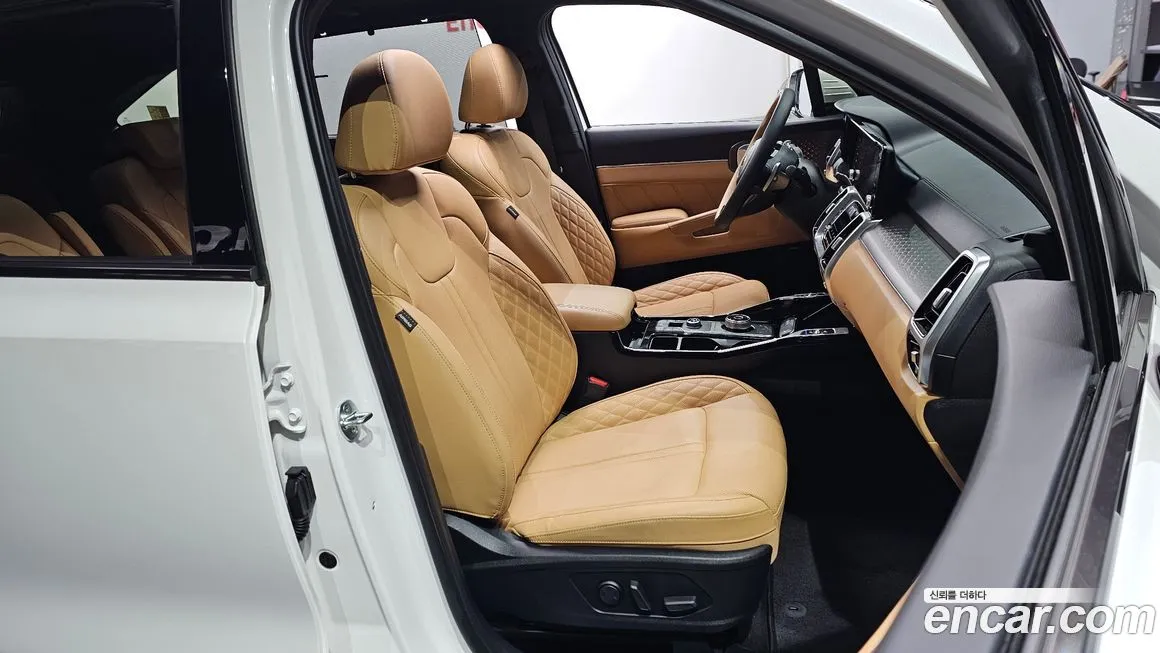 Kia Sorento — фото 10