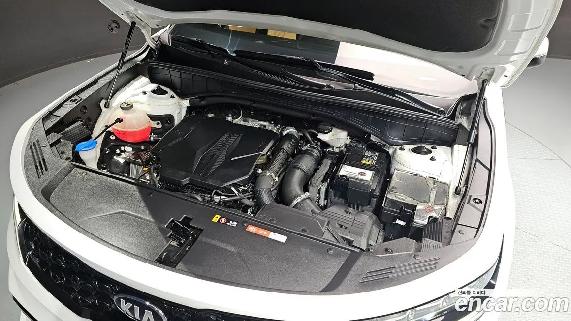 Kia Sorento — фото 6