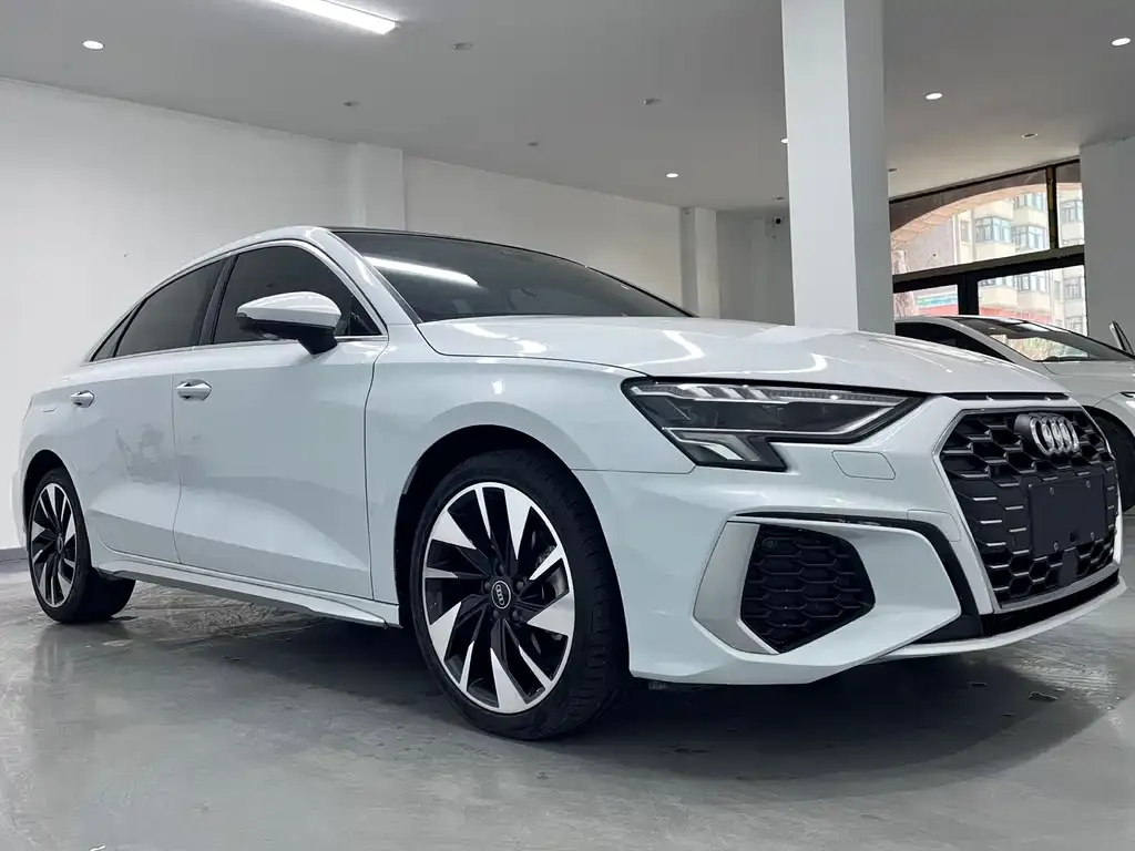 Audi A3 2022 из CN, фото 3