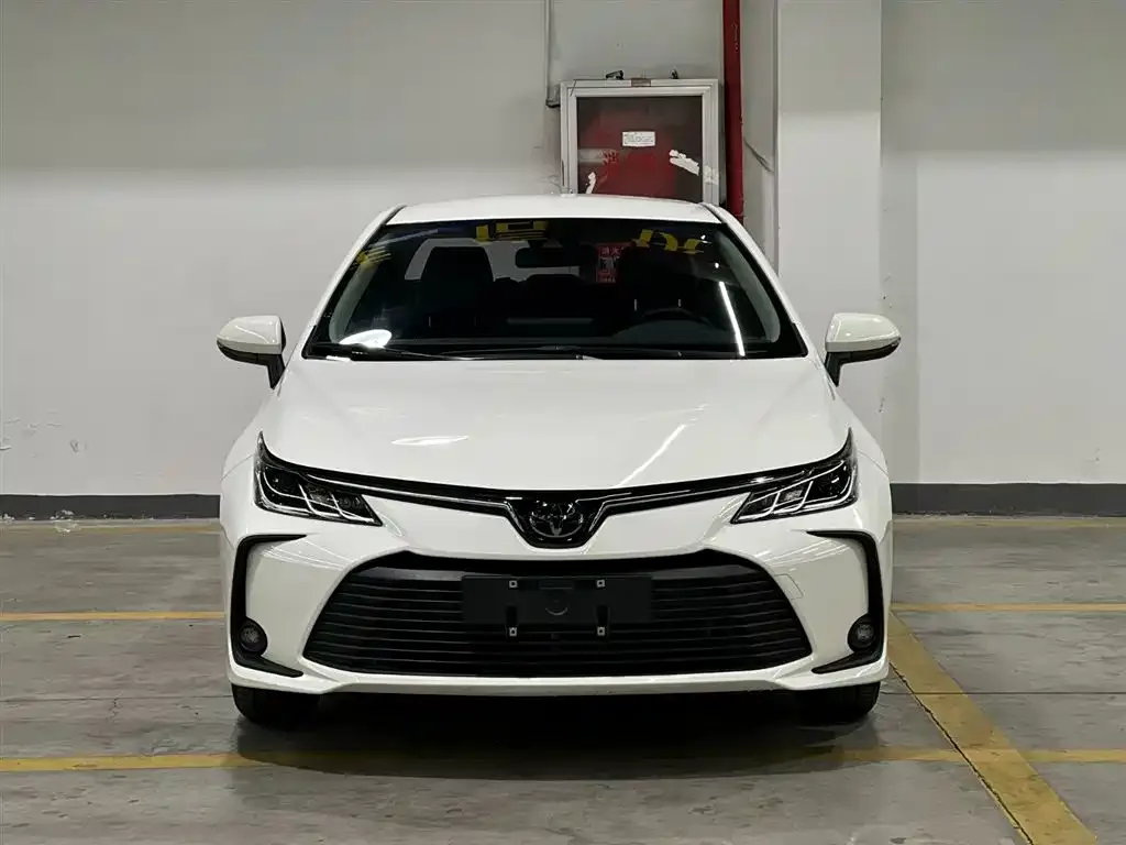 Toyota Corolla 2021 из CN, фото 2