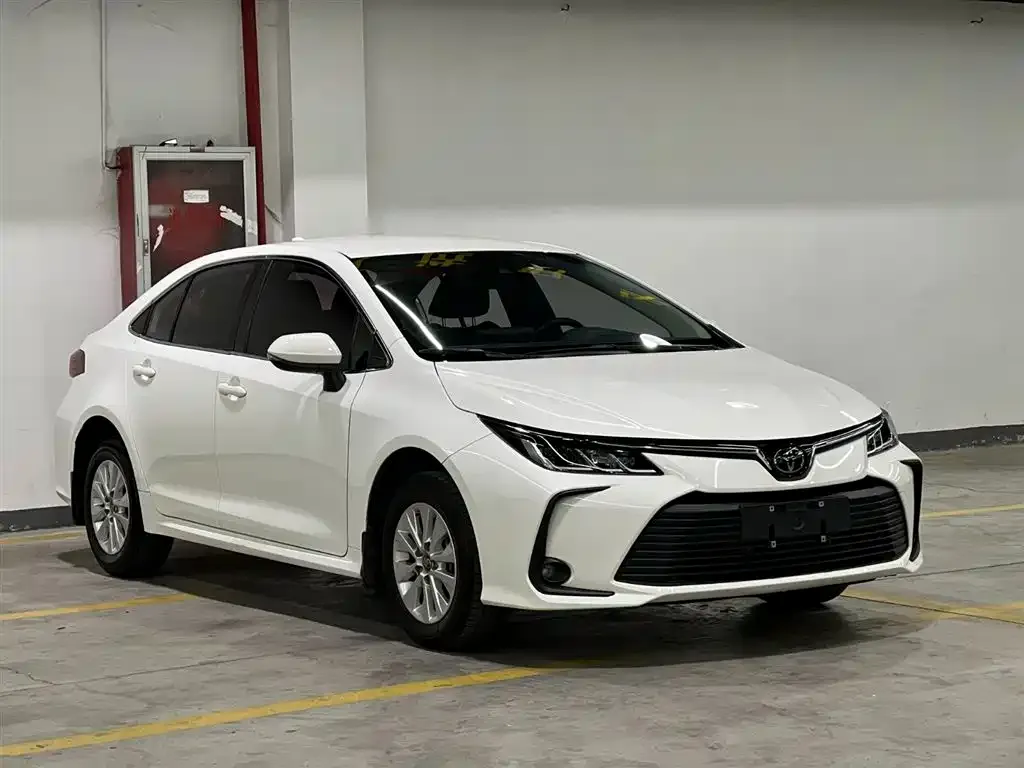 Toyota Corolla 2021 из CN, фото 3