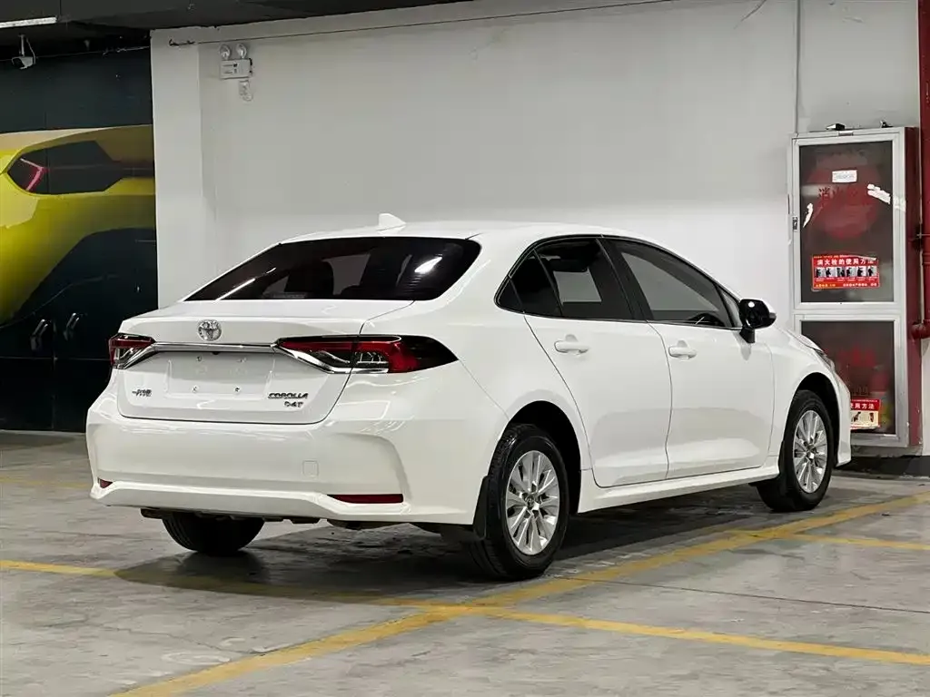 Toyota Corolla 2021 из CN, фото 5