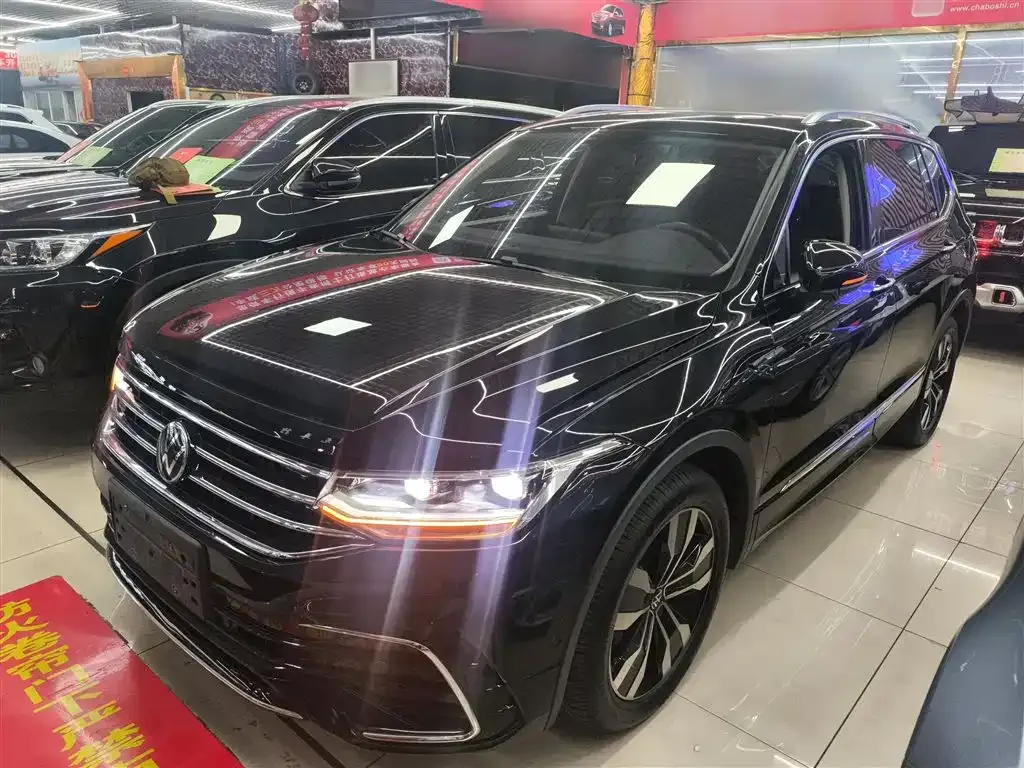 Volkswagen Tiguan L 2022 из CN, фото 2
