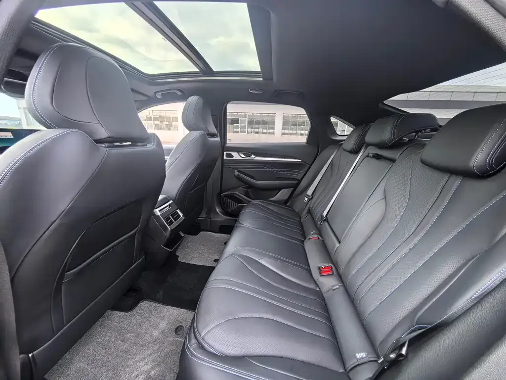 Geely Xingrui 2025 из CN, фото 8