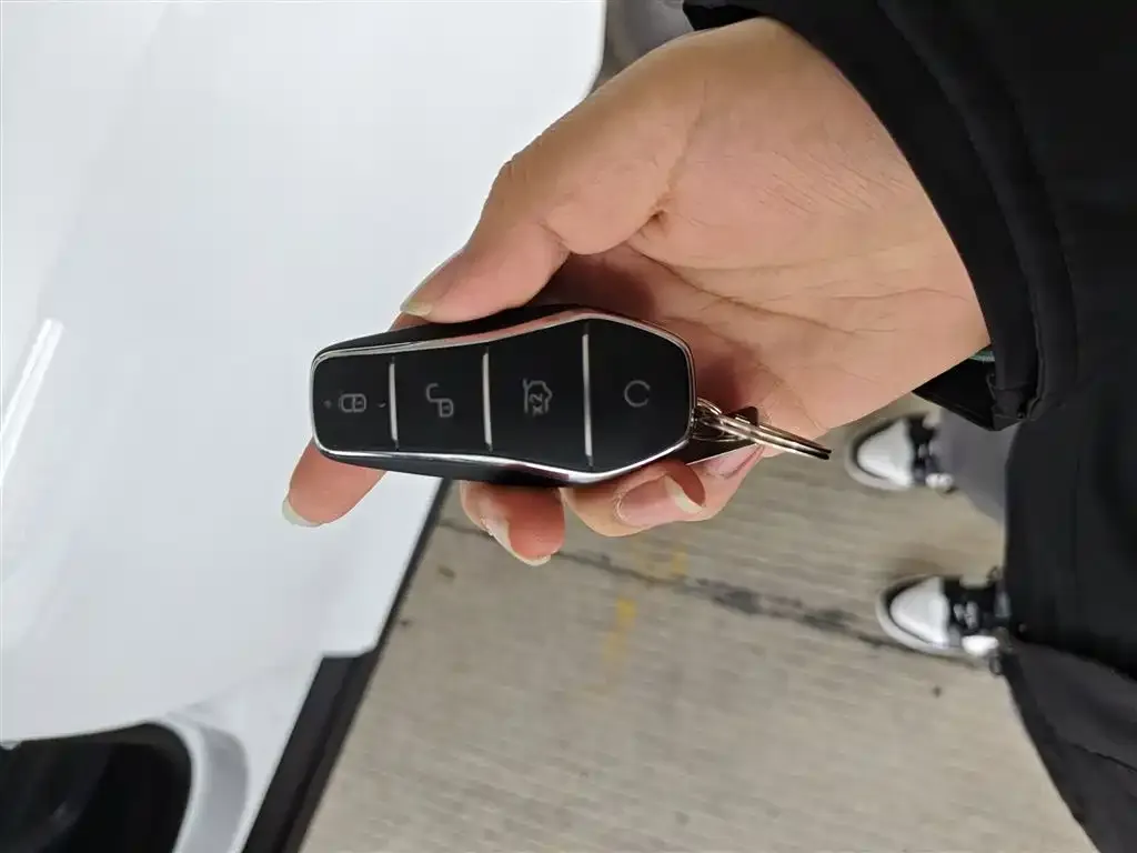 BYD Qin PLUS 2025 из CN, фото 9