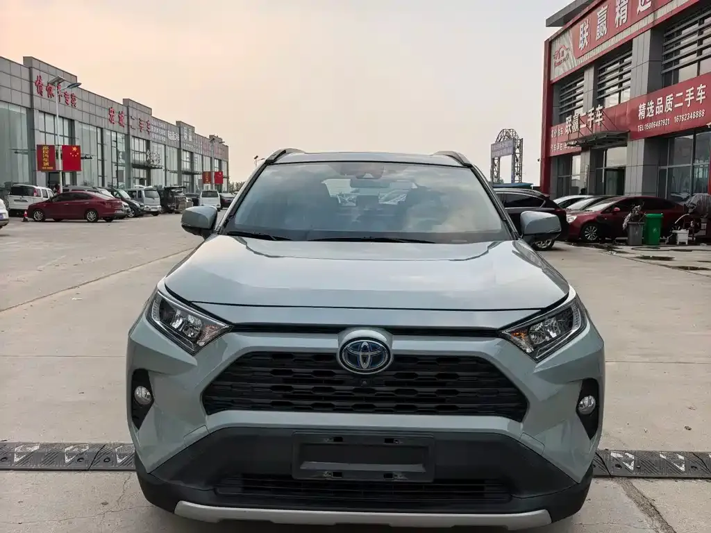 Toyota RAV4 2021 из CN, фото 2