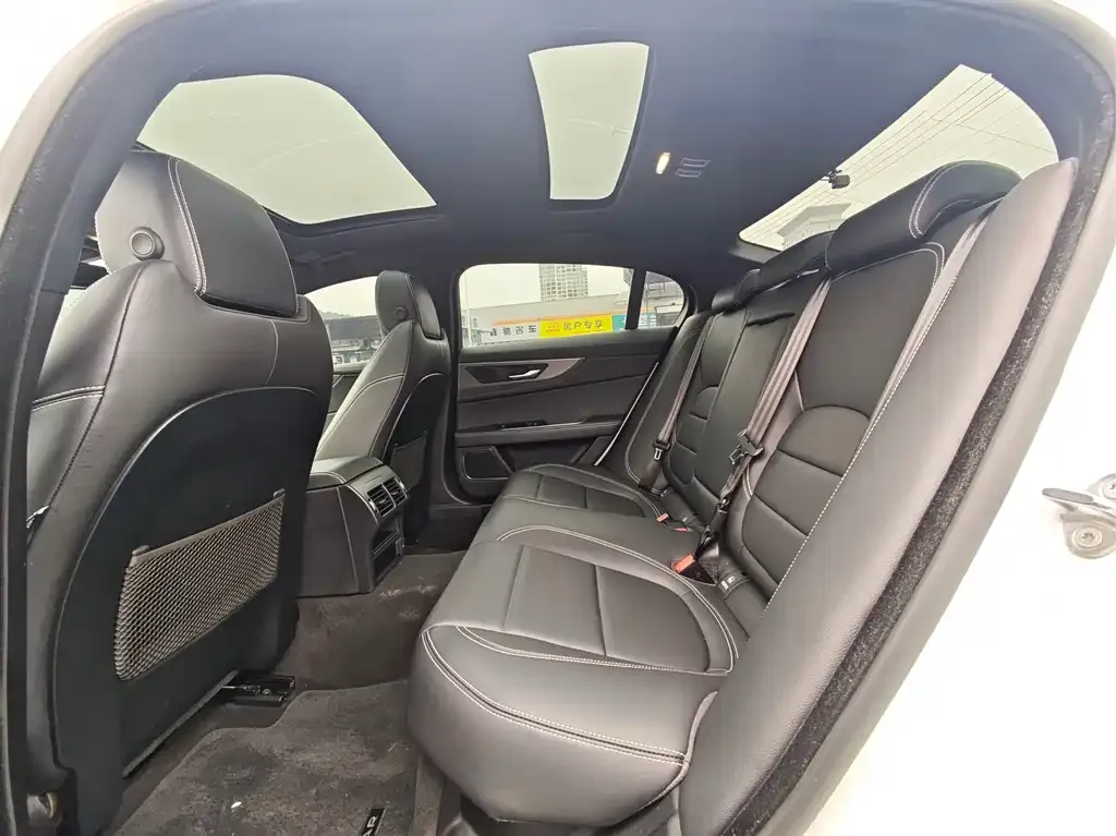 Jaguar XEL 2022 из CN, фото 8