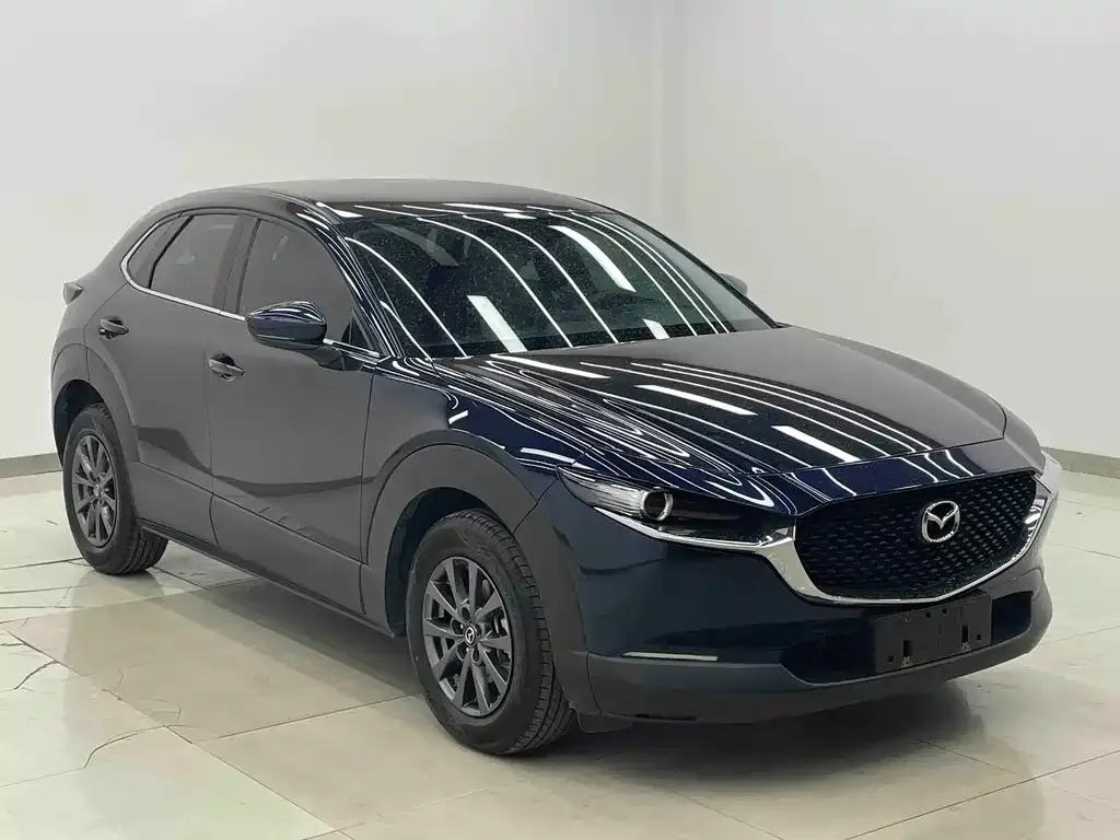 Mazda CX-30 2022 из CN, фото 2