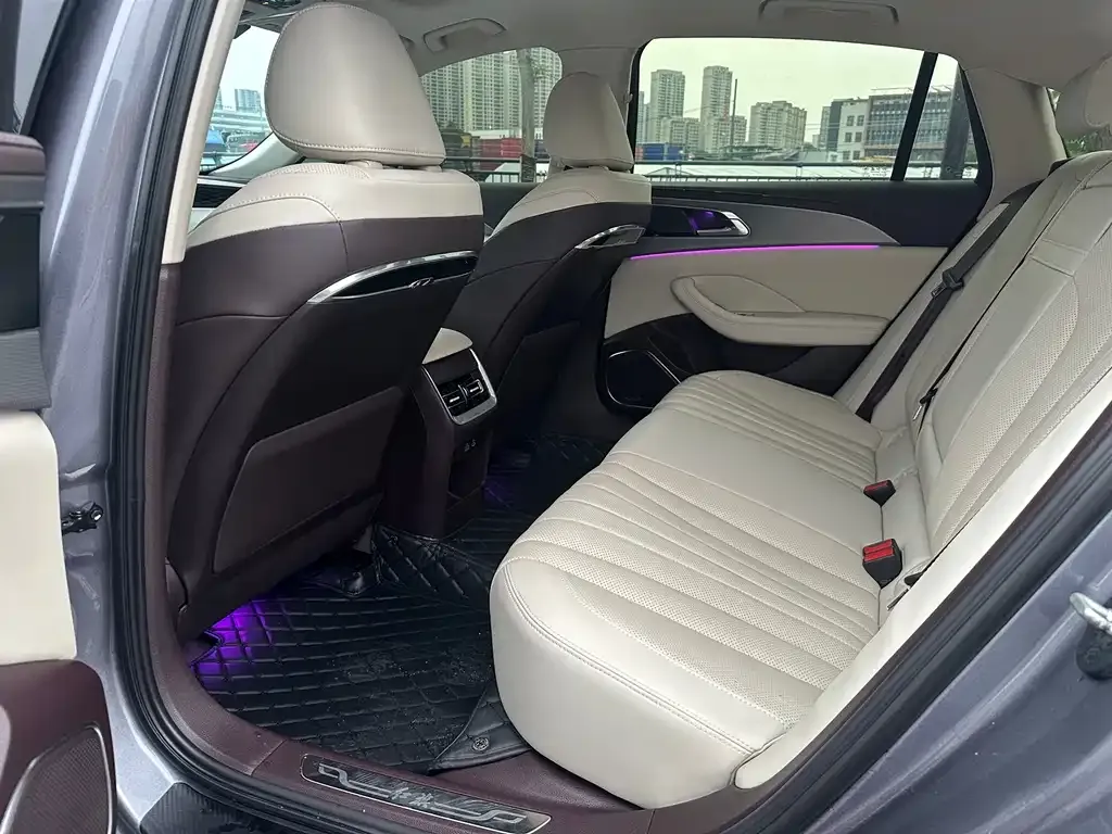 Hongqi H5 2023 из CN, фото 6