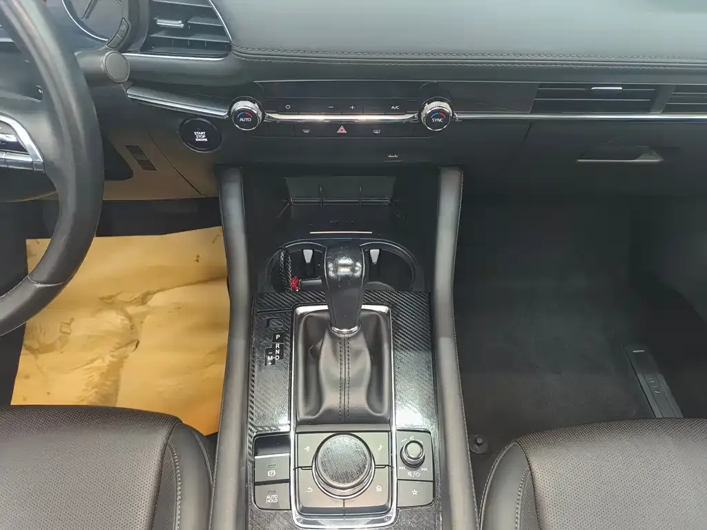Mazda 3 Axela 2022 из CN, фото 5